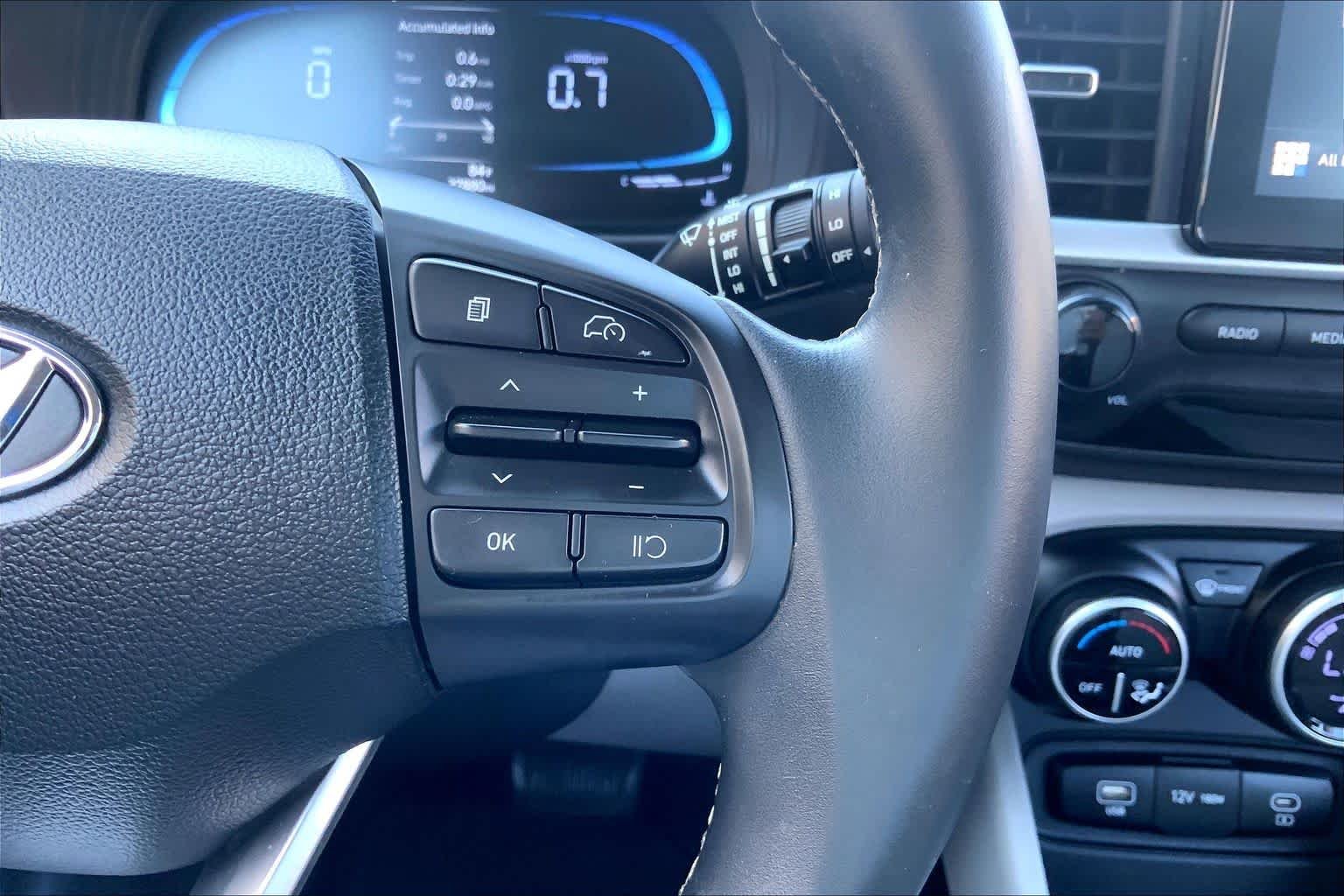 Certified Used 2025 Ecotronic Gray Hyundai SEL image 24