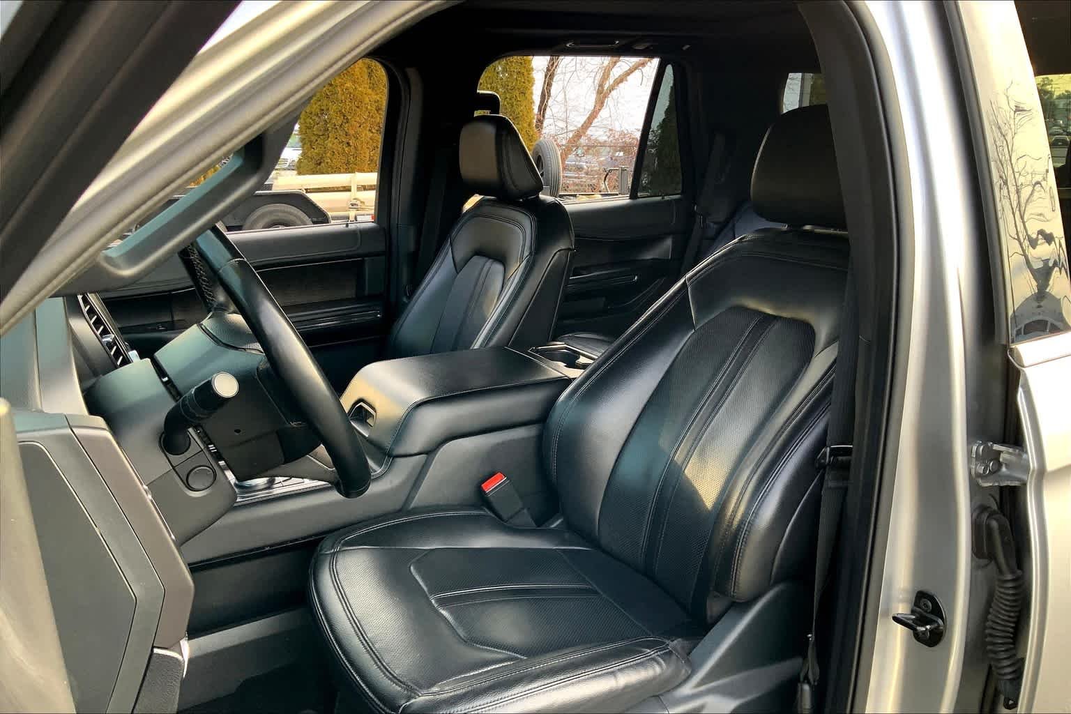 Used 2021 Iconic Silver Ford Limited image 8