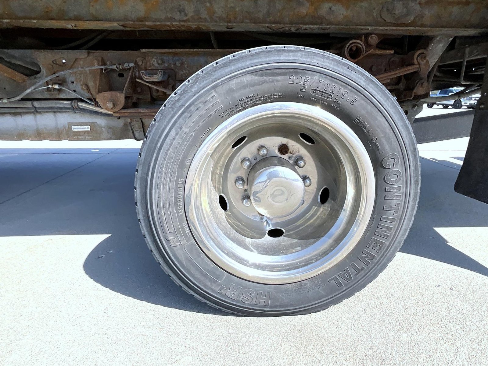Used 2012 White Ford XL image 22