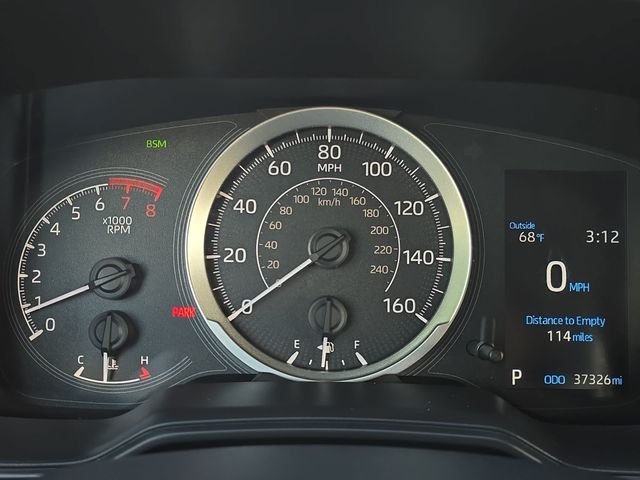 Certified Used 2022 Silver Toyota LE image 18