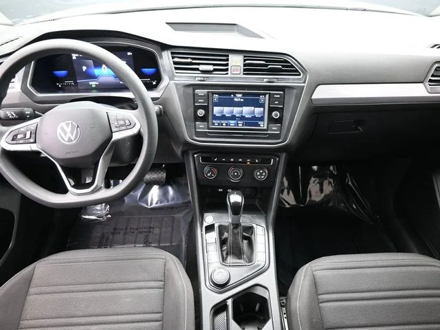 Used 2022 White Volkswagen 2.0T S image 21