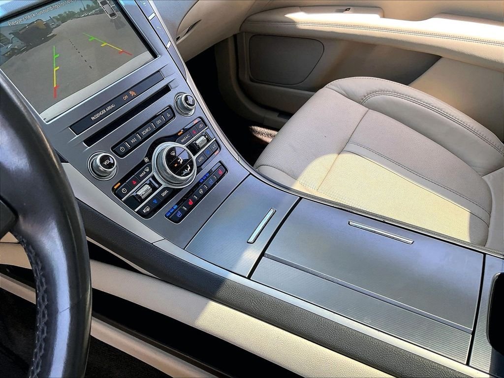 Used 2017 White Lincoln Reserve image 20