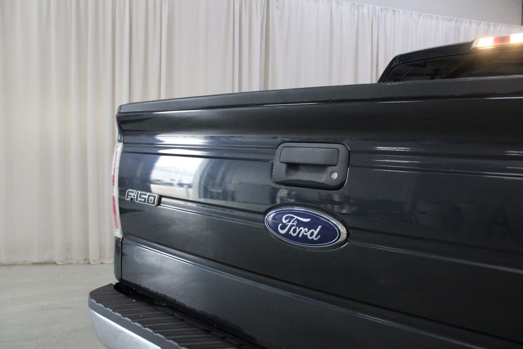 Used 2010 Black Ford XLT image 28