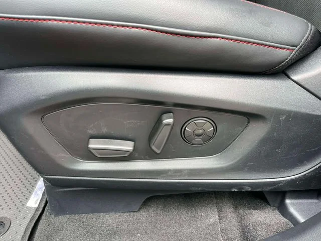 New 2026 Agate Black Metallic Ford ST image 25
