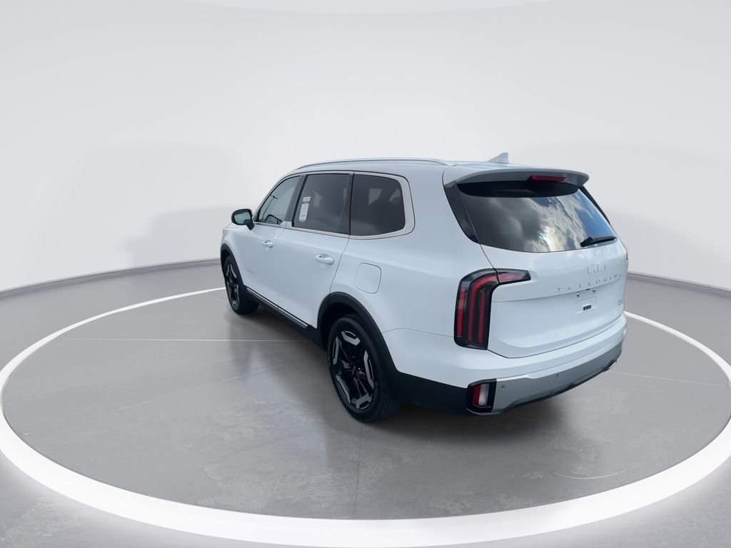 Used 2024 Glacial White Pearl Kia EX image 6