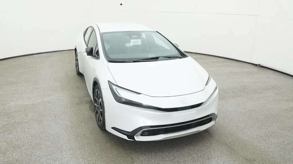 2025 Toyota Prius XSE - Photo 27