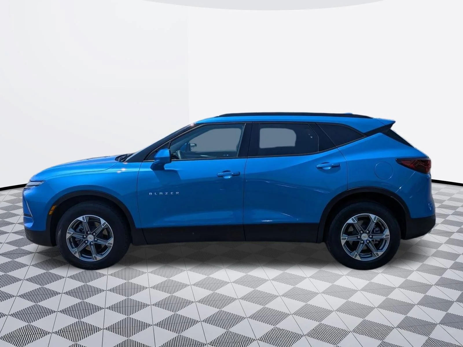 Used 2024 Riptide Blue Metallic Chevrolet LT image 8