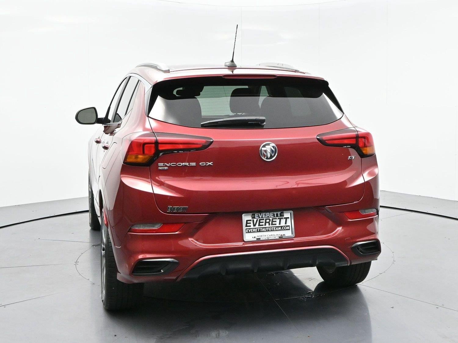 Used 2022 Cinnabar Metallic Buick Select image 6