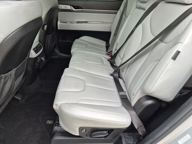 Used 2024 Silver Hyundai SEL image 24