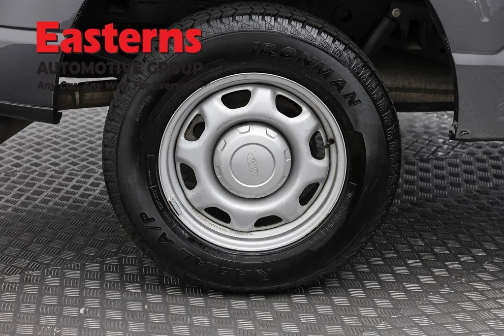 Used 2022 Gray Ford XL image 27