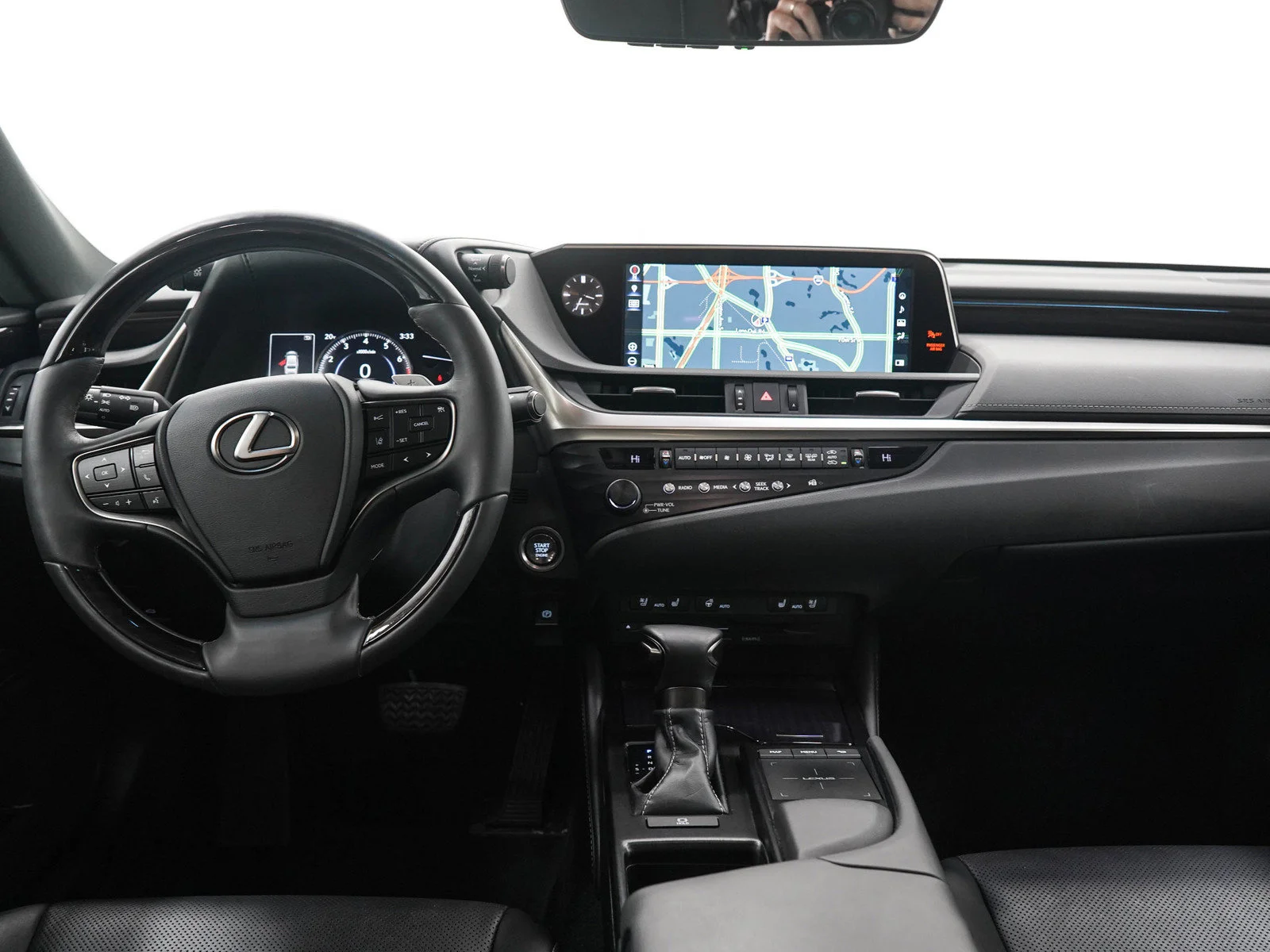 Used 2019 Moonbeam Beige Met Lexus  image 13
