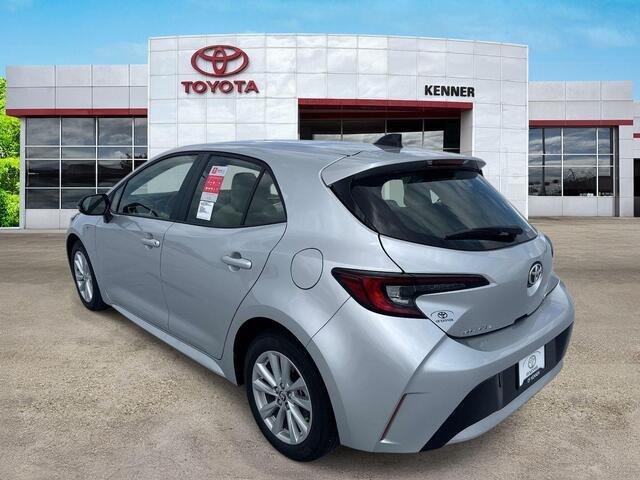 Used 2026 Classic Silver Metallic Toyota SE image 4