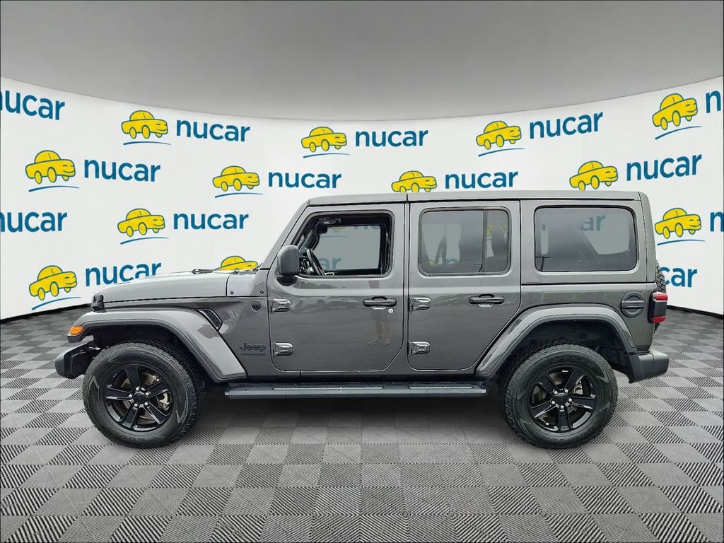 Used 2022 Gray Jeep Unlimited Sahara Altitude image 4