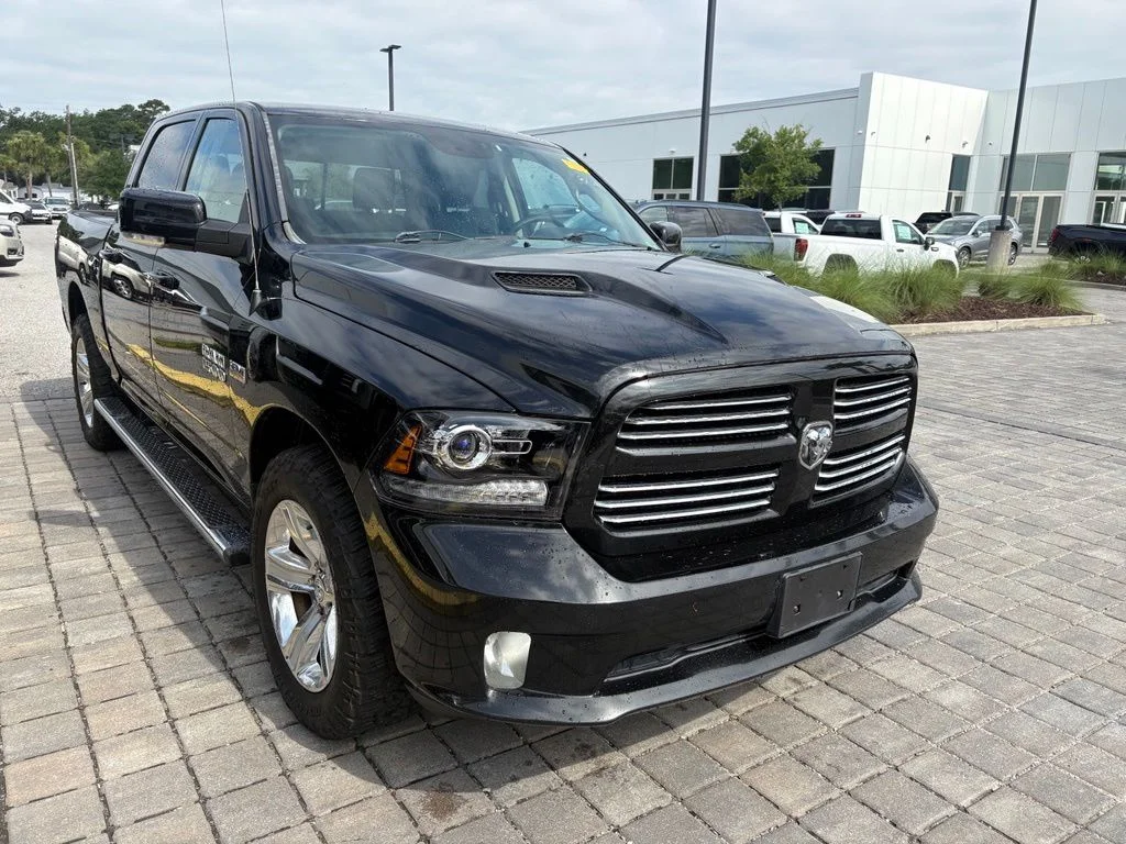 Used 2014 Black Ram Sport image 4