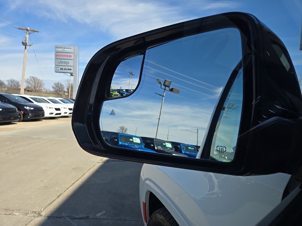 Used 2024 White/off-white Jeep Series II image 28