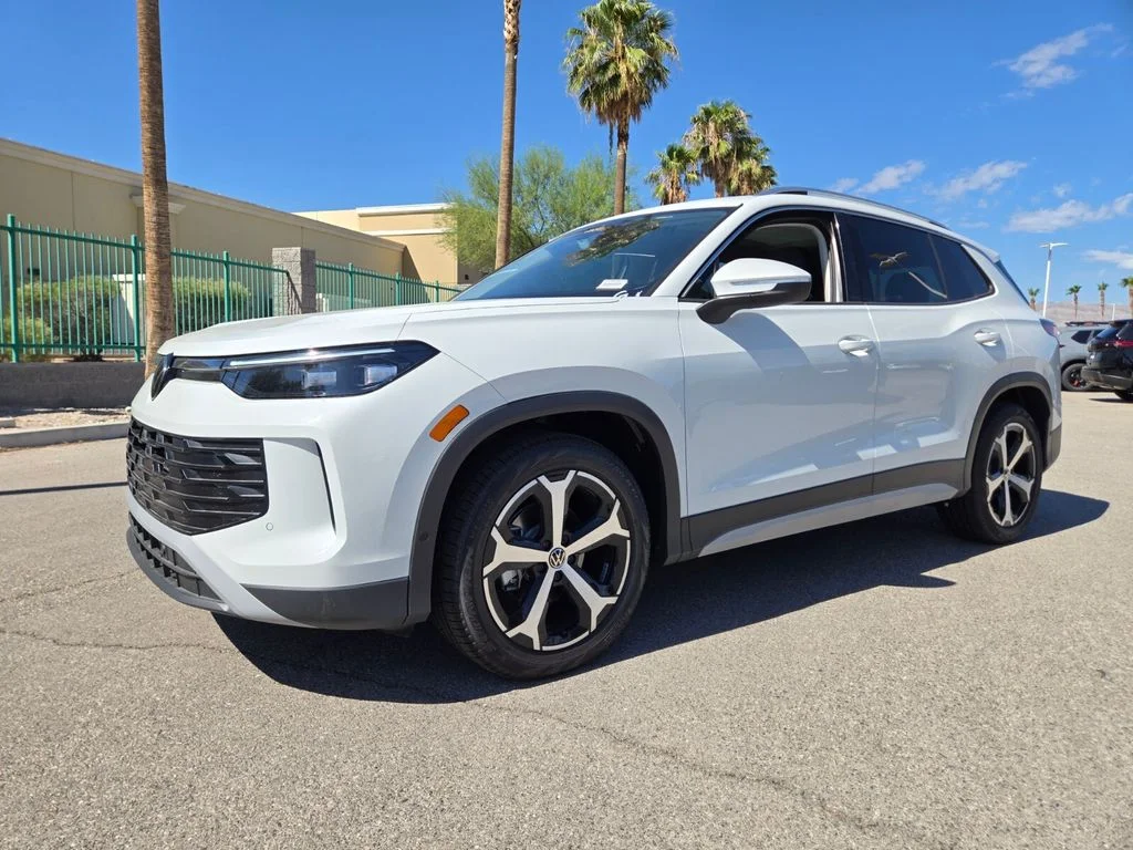 New 2026 White Volkswagen 2.0T SE image 2