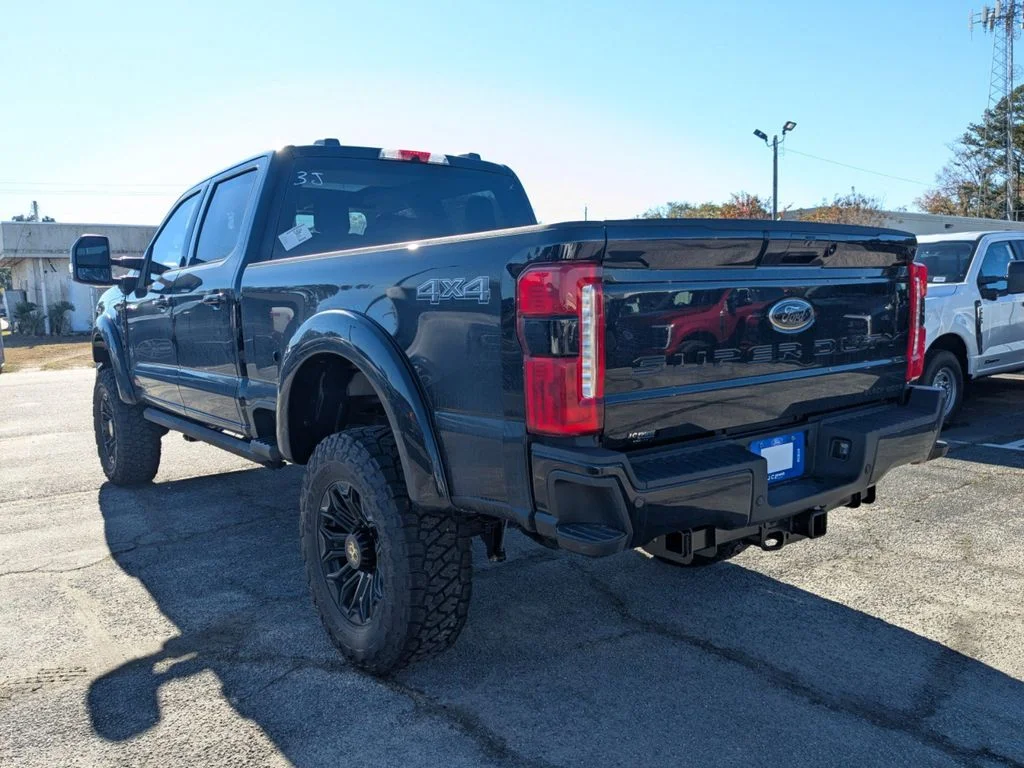 New 2026 Agate Black Metallic Ford XLT image 6