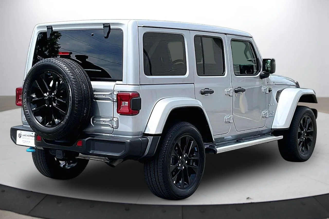 Certified Used 2023 Silver Jeep Sahara 4xe image 9