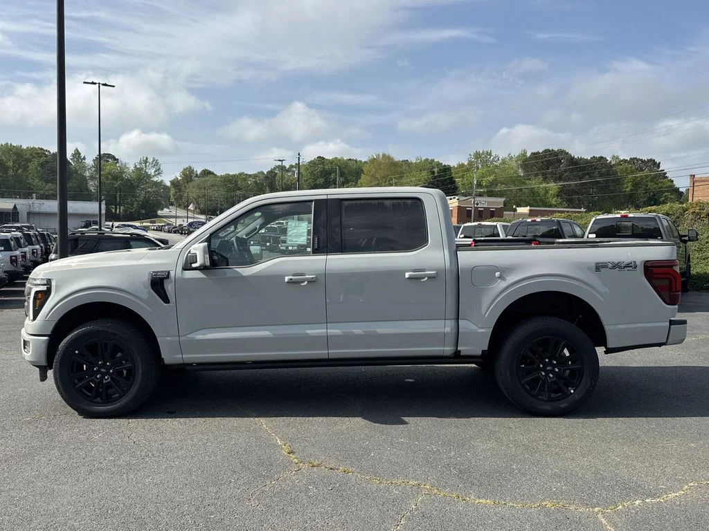 New 2026 White Ford Platinum image 4