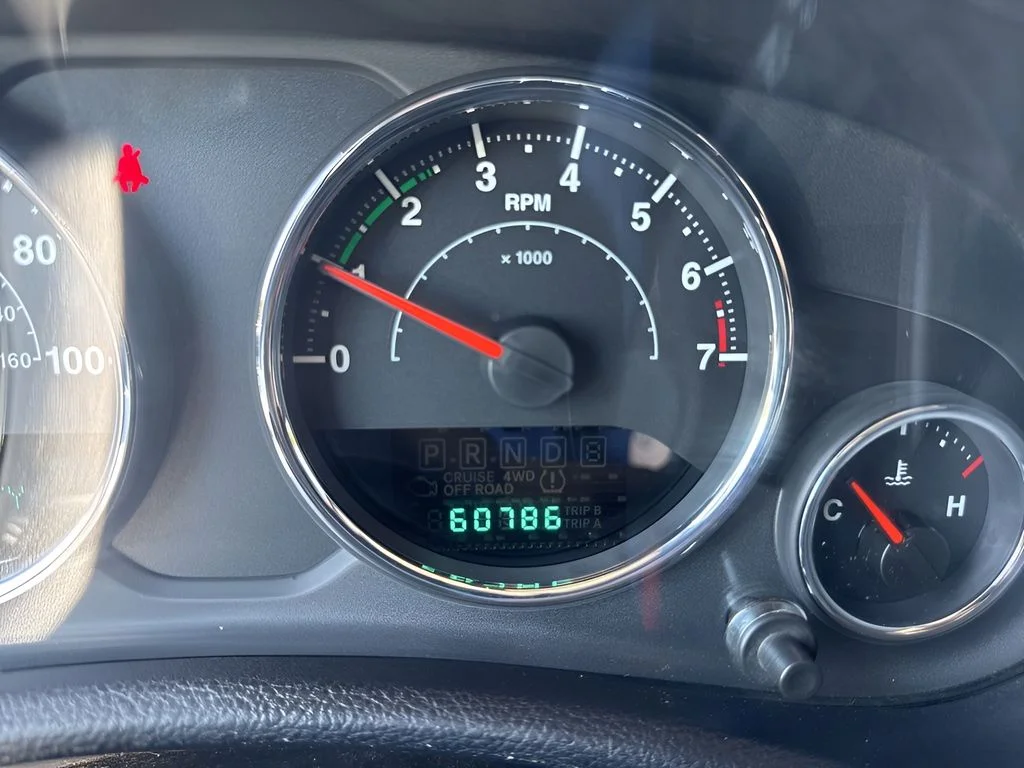 Used 2012 Red Jeep Unlimited Rubicon image 19