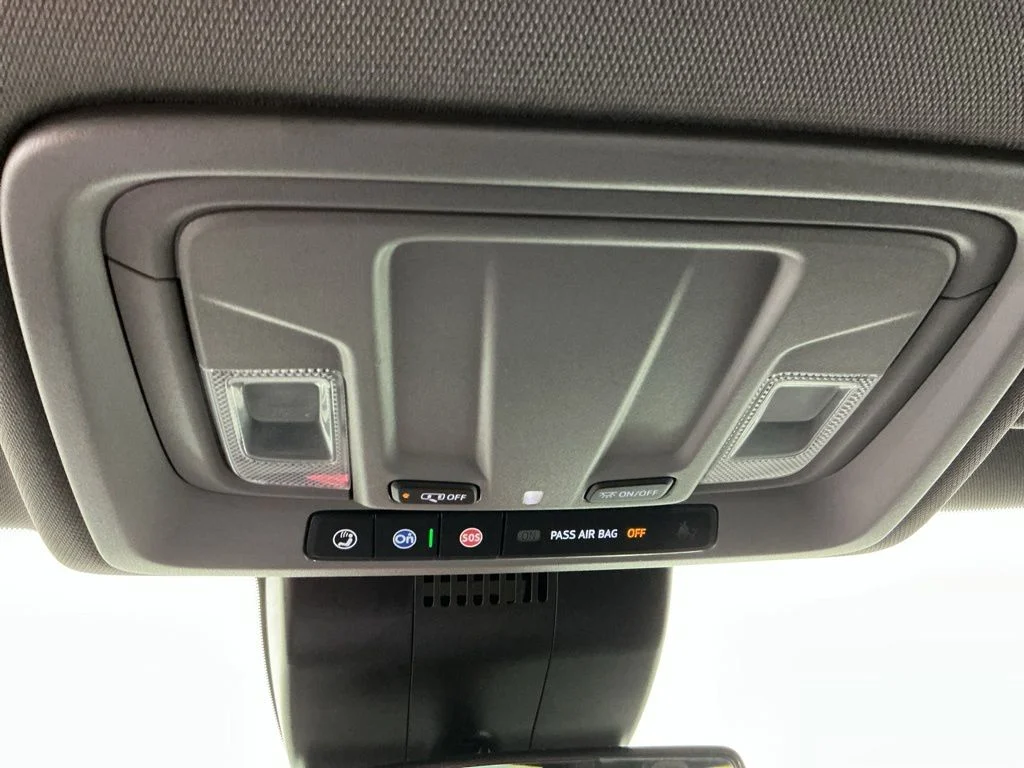Used 2024 White Chevrolet RST image 22