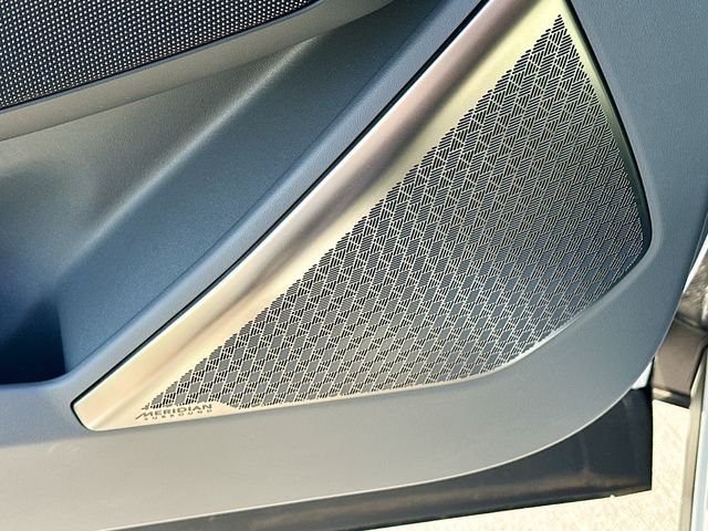 New 2026 Glacial White Pearl / Black Ro Kia GT-Line AWD image 19
