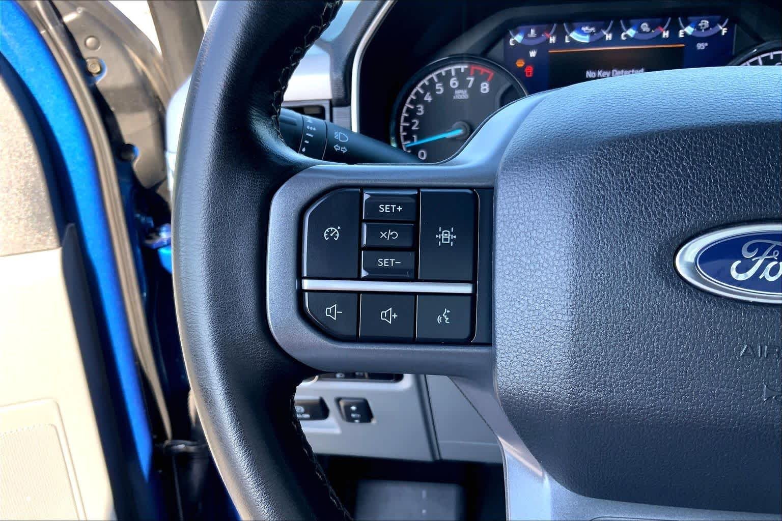 Certified Used 2023 Atlas Blue Metallic Ford XLT image 20