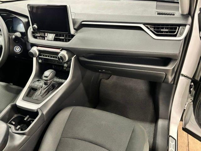 Certified Used 2025 ICE CAP Toyota  image 21