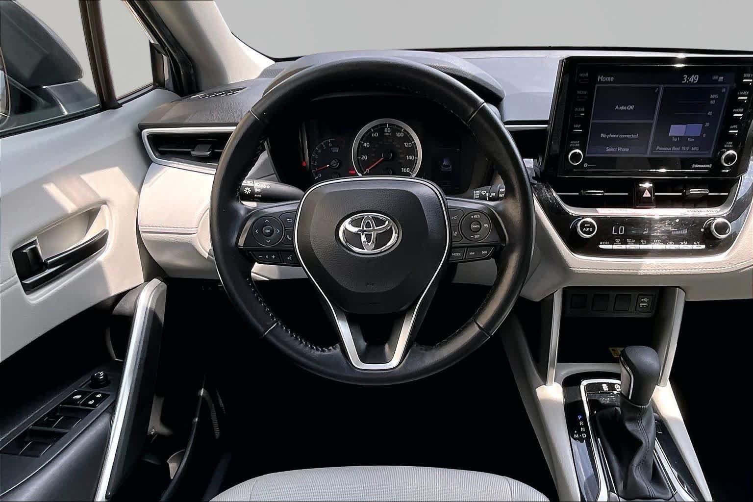 Used 2022 Celestite Toyota LE image 6