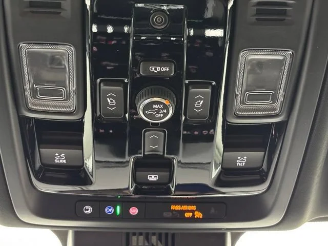 2026 GMC Yukon XL Denali Ultimate - Photo 29