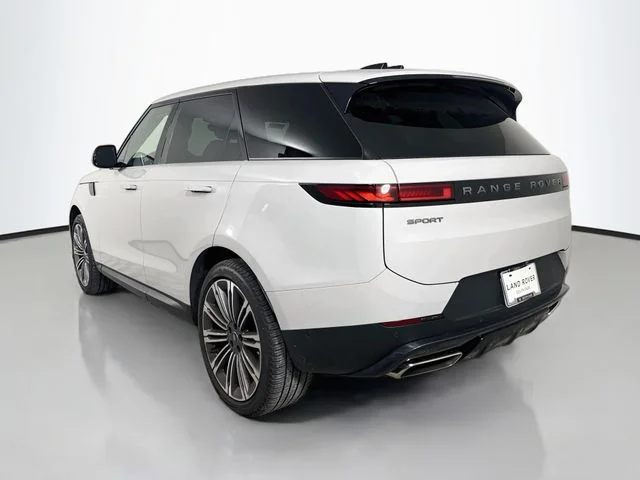 Certified Used 2024 Gray Land Rover SE image 7