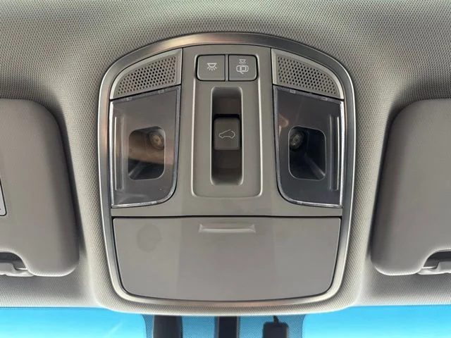 Used 2018 Gray Hyundai Value image 13