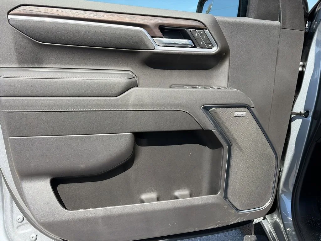 2026 GMC Sierra 1500 SLT - Photo 27