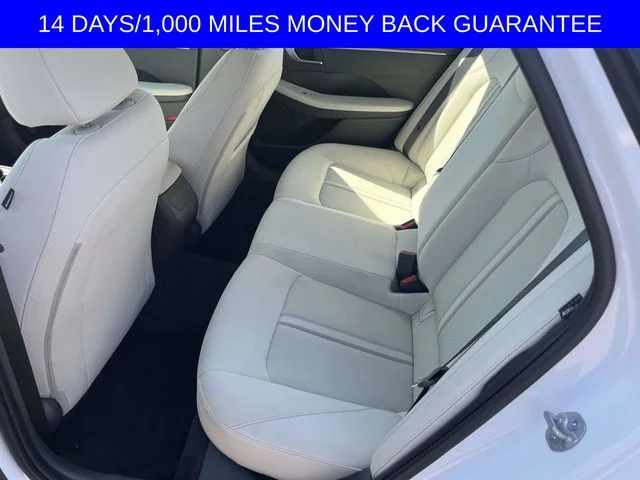 Certified Used 2025 White Hyundai SE image 7