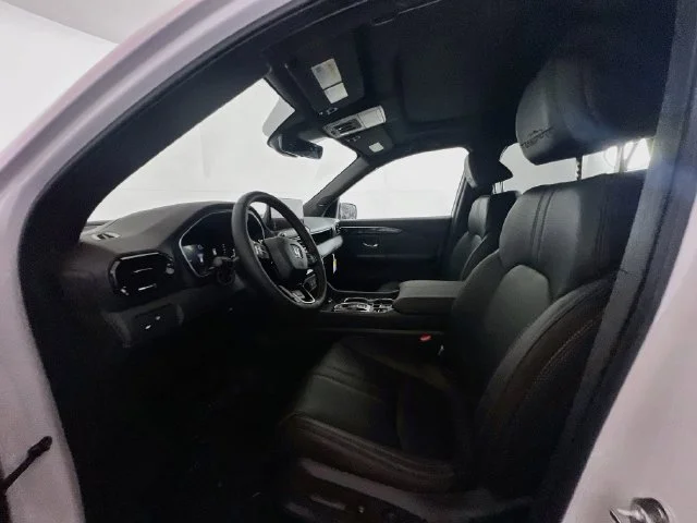 New 2027 Platinum White Pearl Honda  image 16