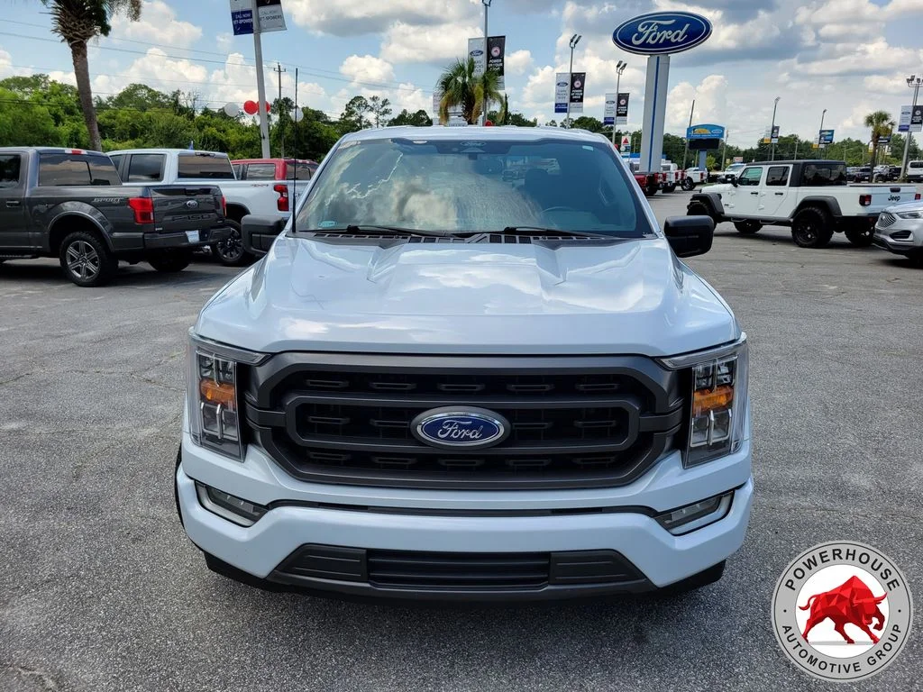 Used 2022 White Ford XLT image 9
