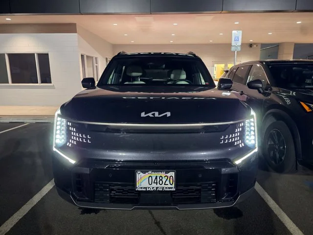 Certified Used 2026 Gray Kia GT-Line image 7