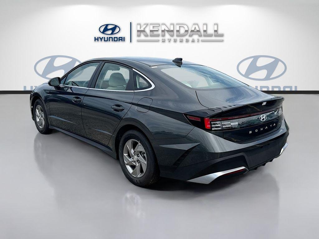 New 2026 Portofino Gray Hyundai SE image 4