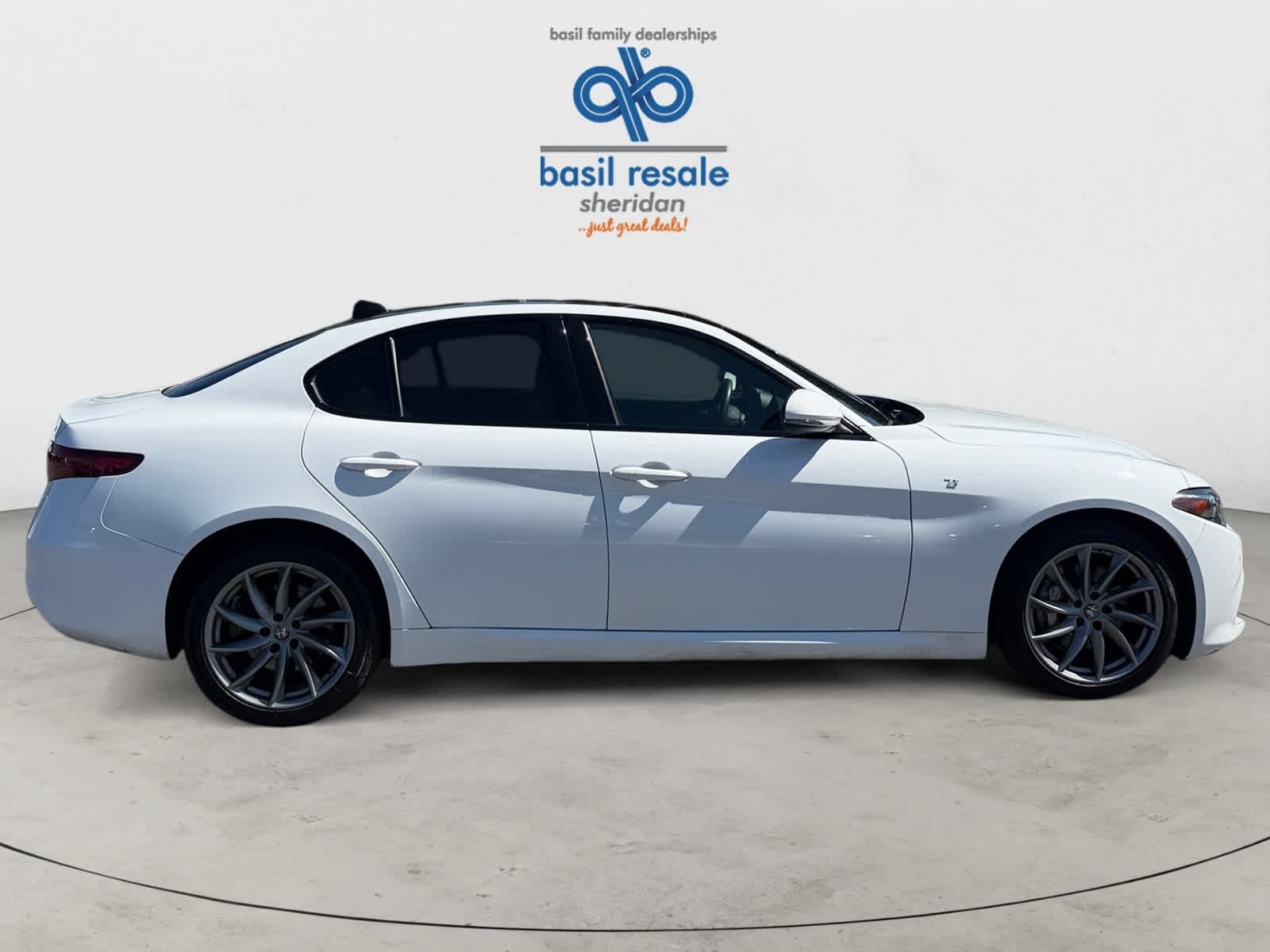 Used 2022 Alfa White Alfa Romeo Ti image 8