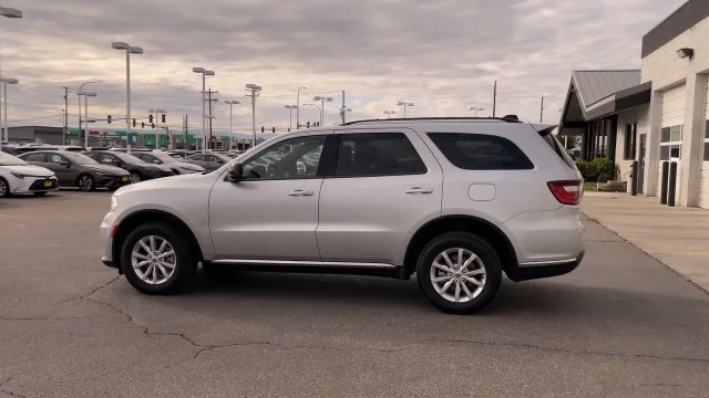 Used 2024 Silver Dodge SXT image 5