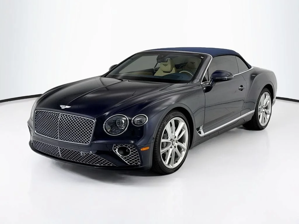 Used 2021  Bentley V8 image 9