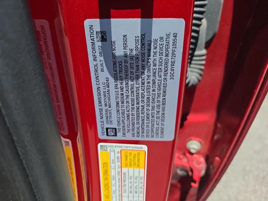 Used 2023 Red Chevrolet High Country image 31