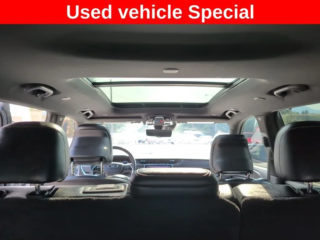 Used 2022 Silver Jeep Overland image 17