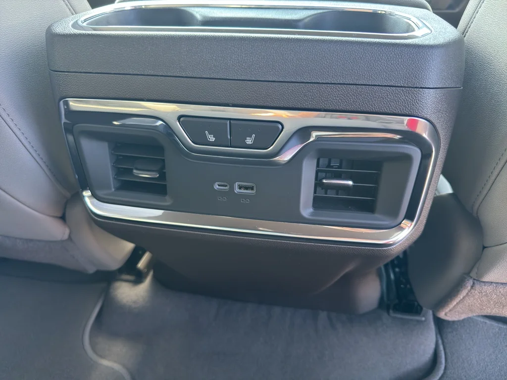 New 2026 Summit White GMC SLT image 19