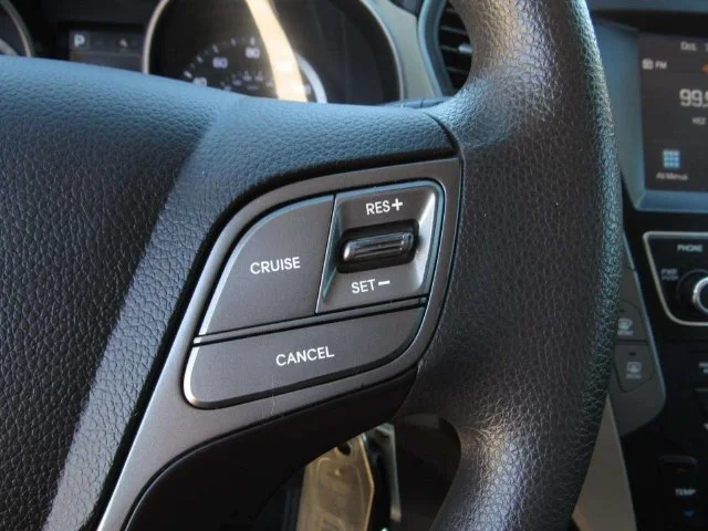 Used 2017 Marlin Blue Hyundai 2.4 Base image 24