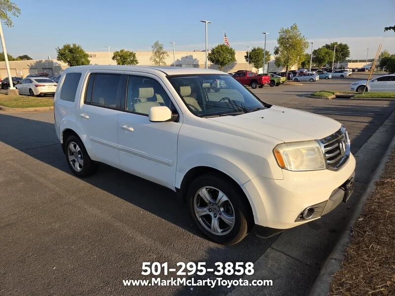 Used 2014 Taffeta White Honda EX-L image 2