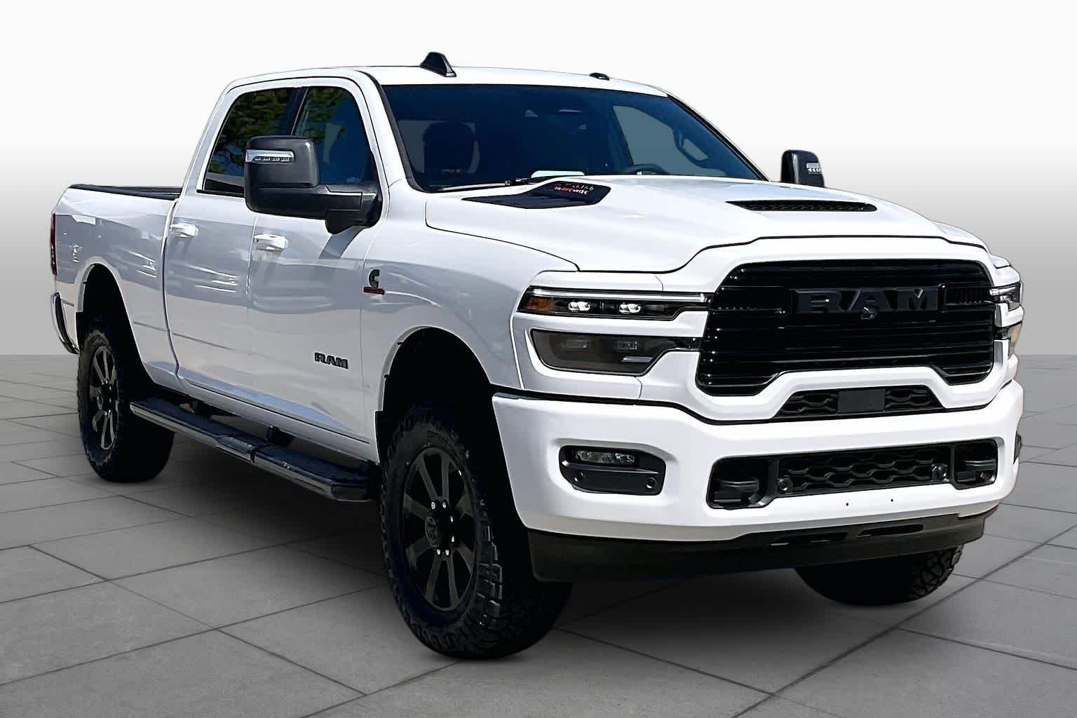 New 2027 Bright White Clear-Coat Exterior Paint RAM Laramie image 2