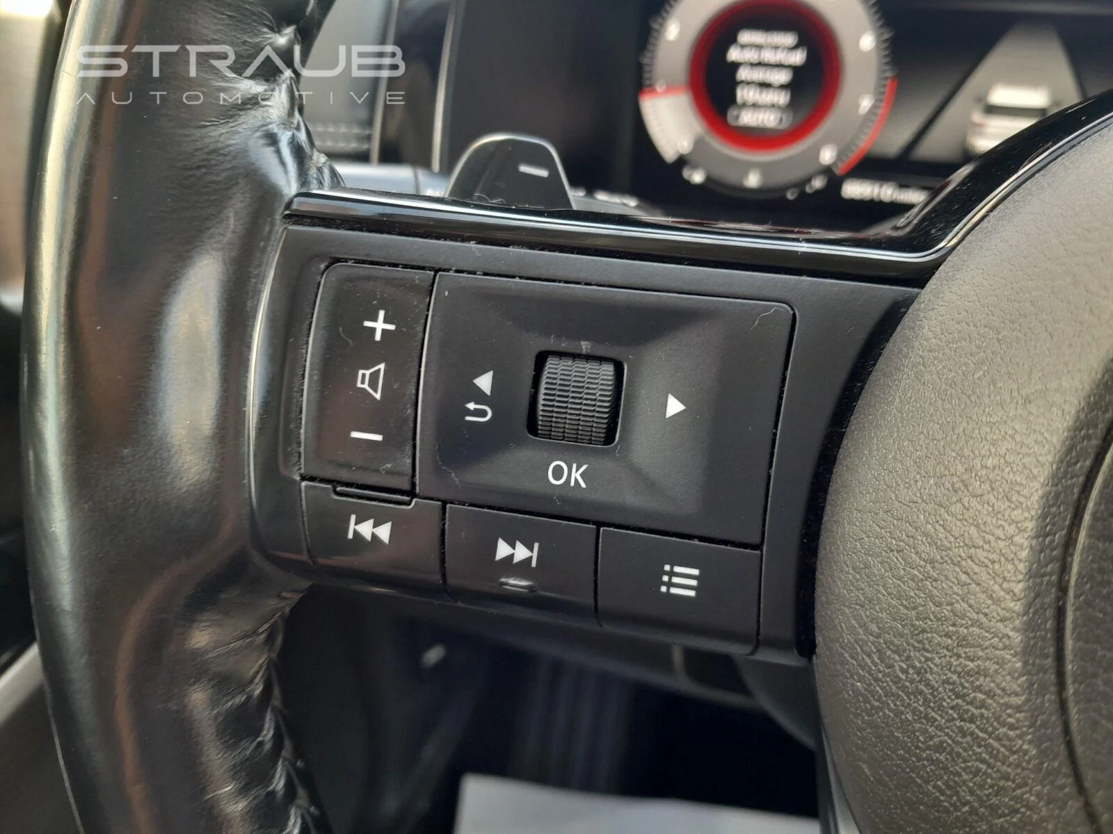 Used 2022 Scarlet Ember Tintcoat Nissan Platinum image 14
