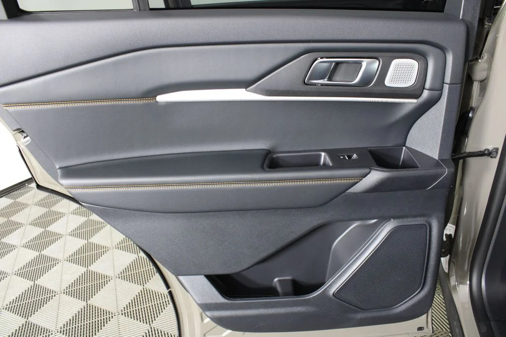 New 2026 Gray Ford Tremor image 13