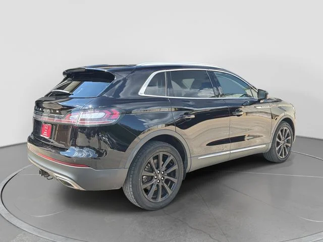 Used 2021 Black Lincoln Reserve image 4